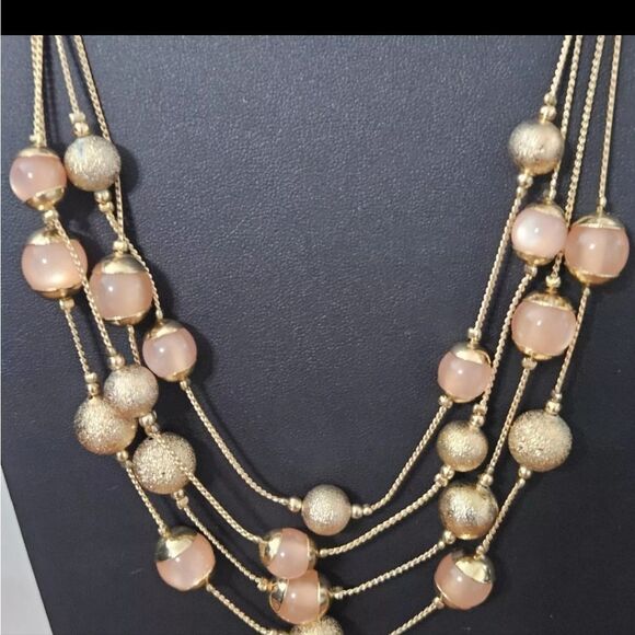 4 Strand Coldwater Creek Gold Tone Pink Beaded Necklace 22" NWOT EXCELLENT COND - Picture 2 of 7